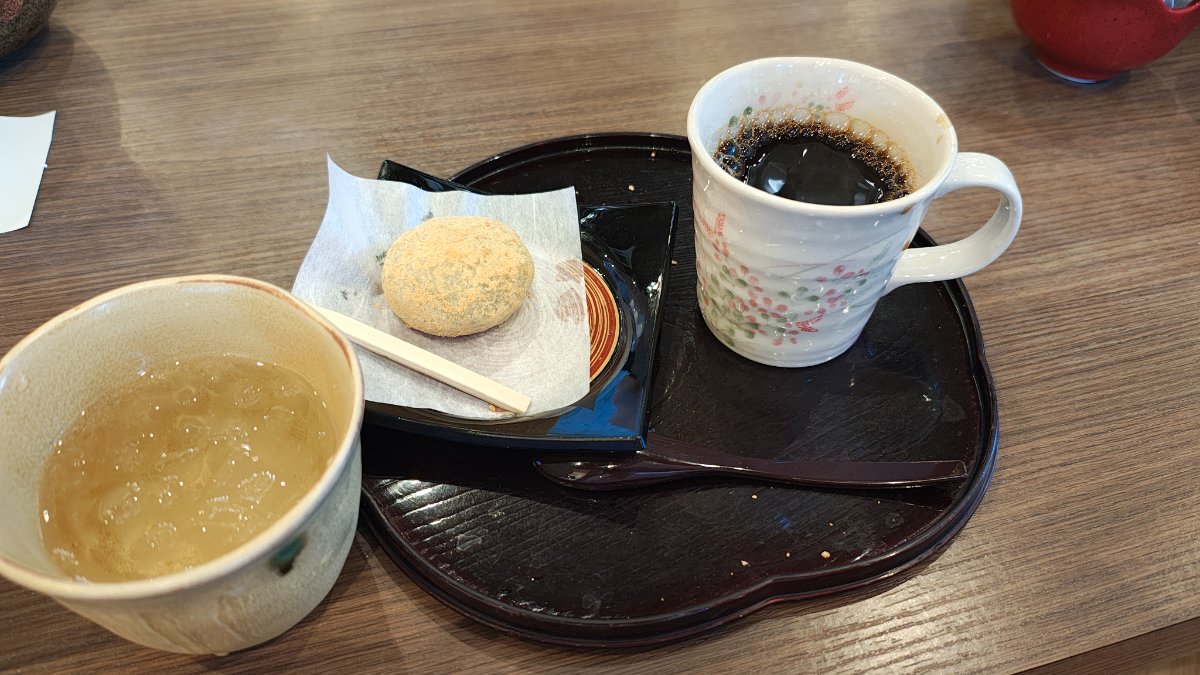瀬戸蔵カフェ 花ごよみ 2