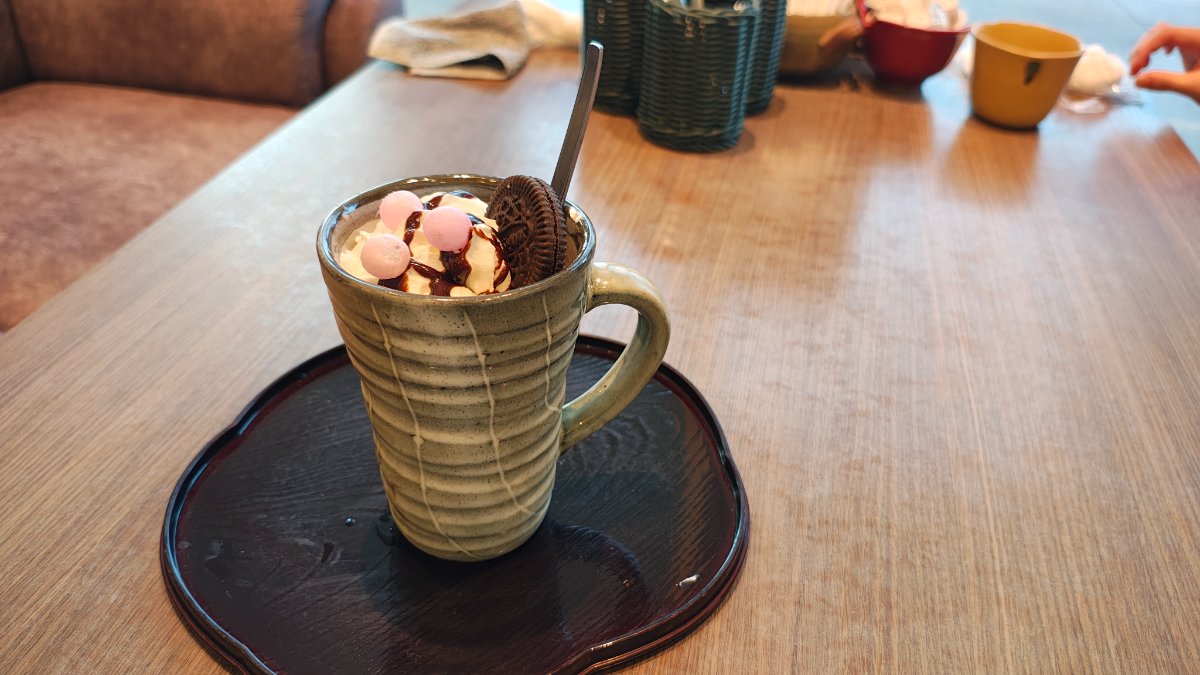 瀬戸蔵カフェ 花ごよみ 8