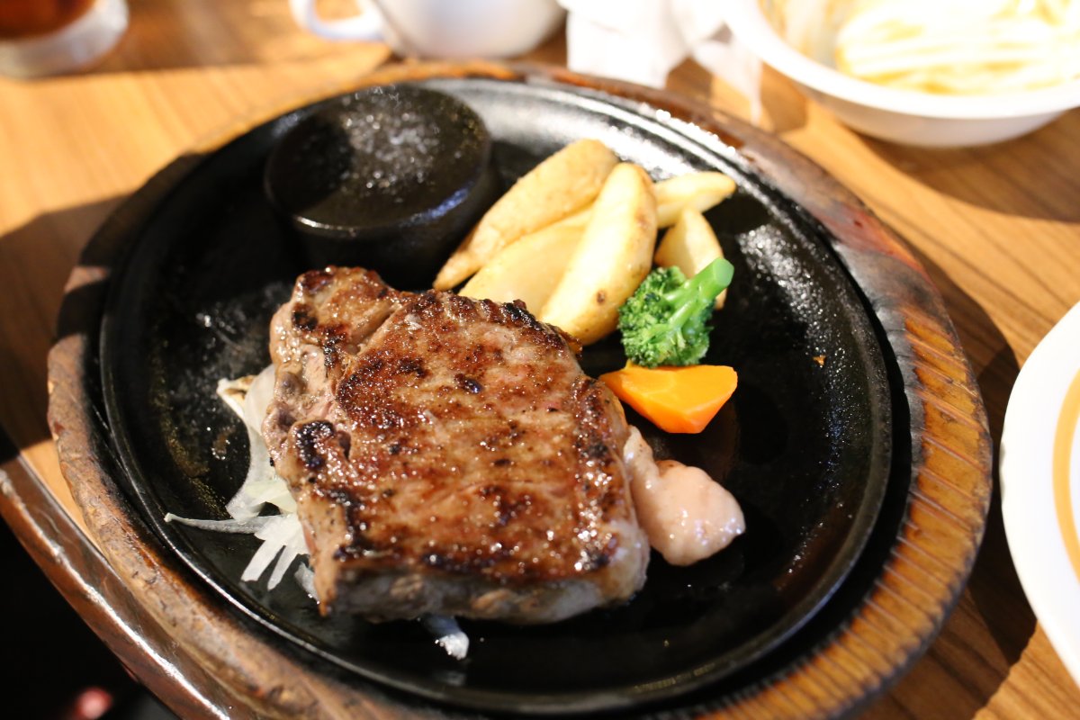 ステーキのあさくま（瀬戸西店） 6